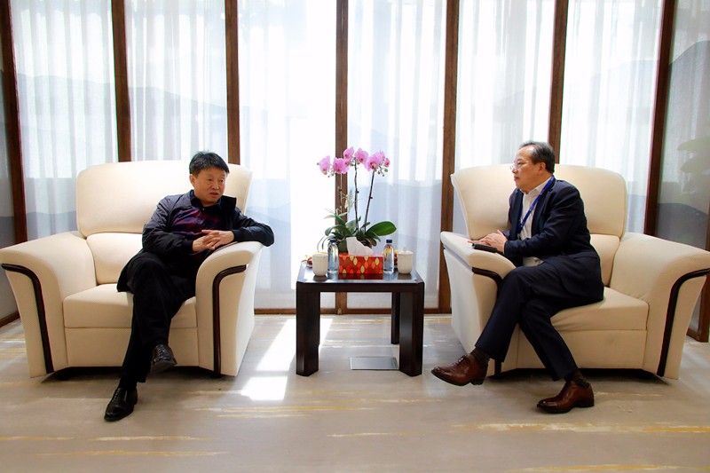 熊良虎赴上？岛闱樾喂究疾斓餮