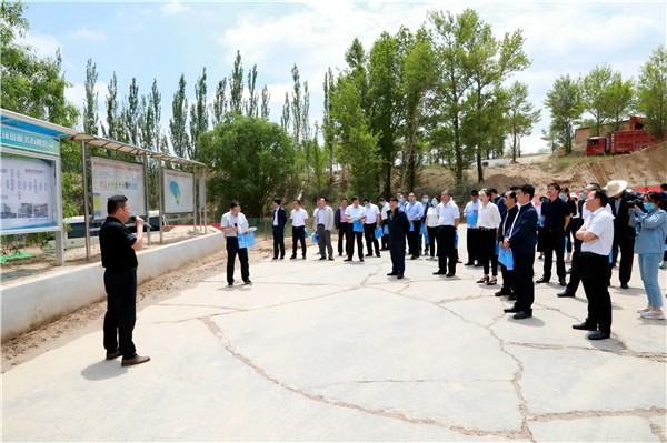 永利集团官网集团复工复产促增添项目观摩聚会与会职员走进绿色能源公司油气公司水情形公司陕北片区项目