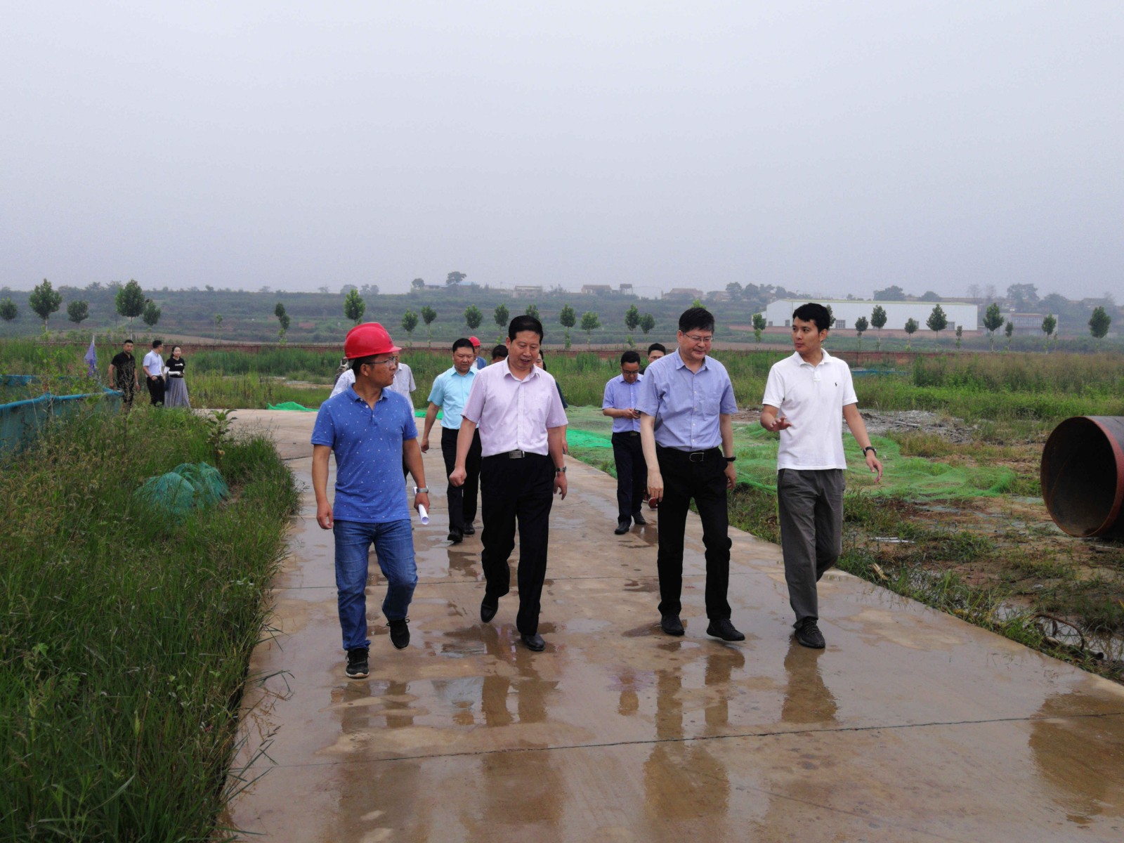 省科技厅副厅长史高领到水情形公司蟠龙新区污水处理厂项目调研