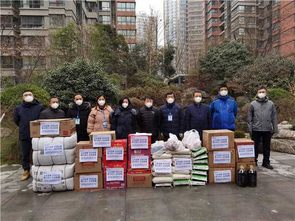 永利集团官网集团：：暂时党支部全力买通群众生涯物资包管“最后一百米”