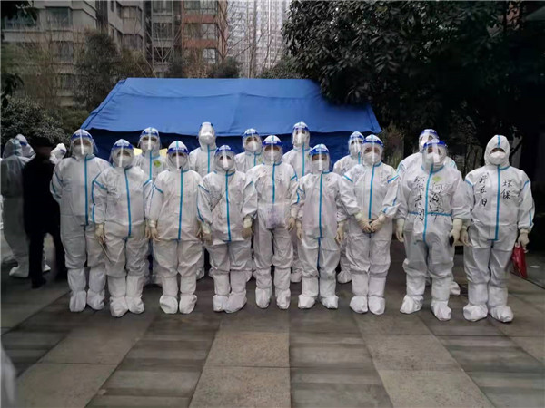 永利集团官网集团：：暂时党支部全力买通群众生涯物资包管“最后一百米”