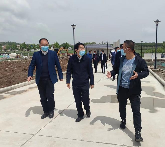 宝鸡市人大常委会党组成员、副主任苏少敏到水情形公司宝鸡蟠龙新区污水处理厂调研